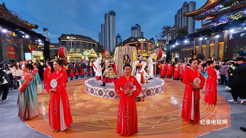 【视频】西北首部沉浸式丝路大剧“丝路印迹 千年金城”（一）巡游