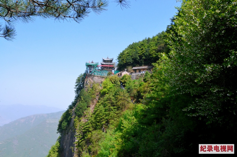 五一假期 礼县大香山风景区成为热门旅游打卡地