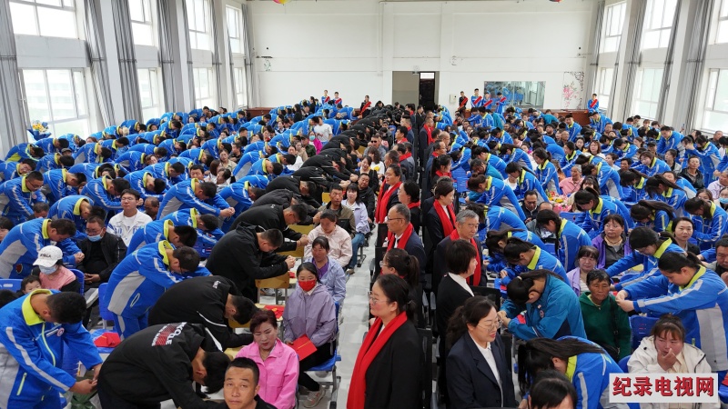 金塔汽修中专成人礼致青春
