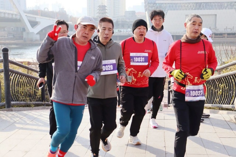 2026年兰州市城关区迎新春健步行鸣枪开赛