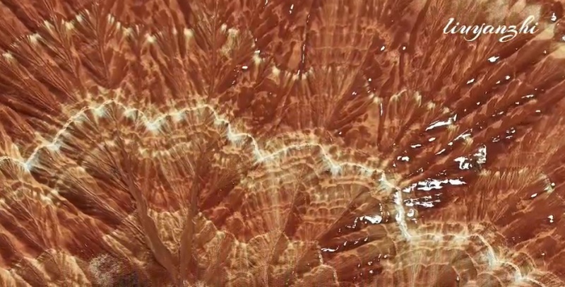 【视频】大山深处的丹霞 美轮美奂 宛如仙境