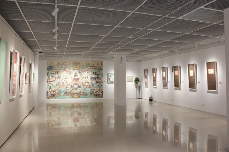 赵敏瑜敦煌壁画摹写专题展在兰州交通大学开展