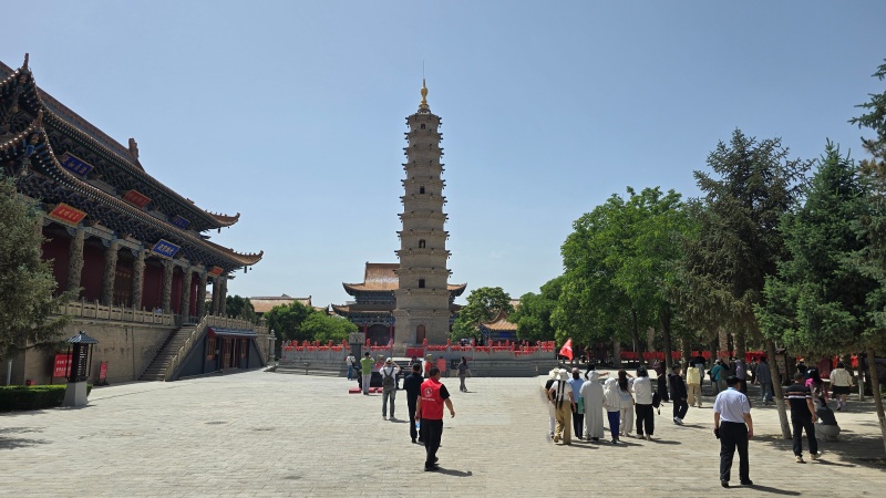 走进武威鸠摩罗什寺和白塔寺
